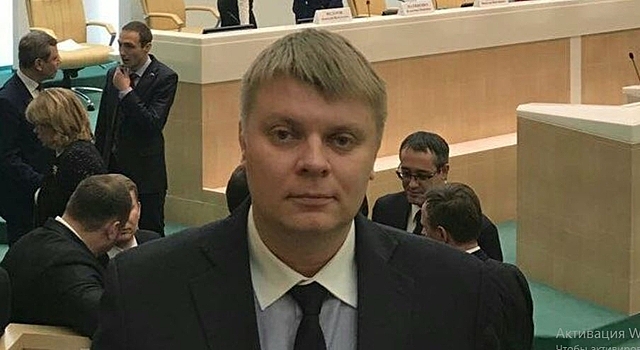 «Живу в однокомнатной»: Глава Светлогорска рассказал о пяти квартирах в своей собственности