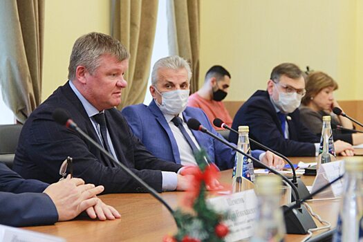 Михаил Исаев обсудил перспективы расширения территории города с представителями научного сообщества