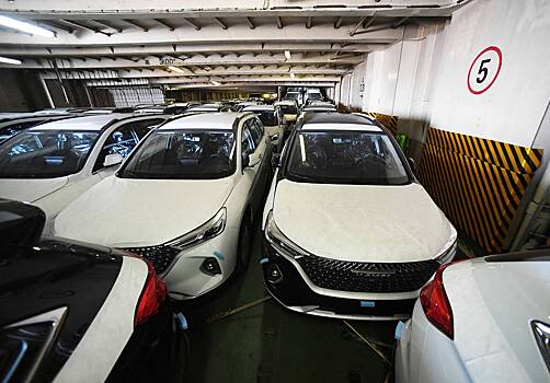 Продажи китайских машин в России рухнули