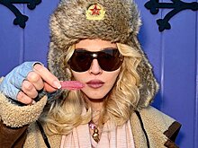 Украинцы раскритиковали Мадонну за шапку-ушанку