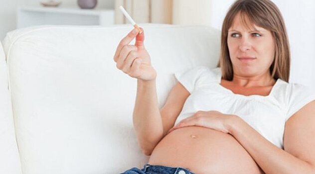 Обнаружена новая опасность курения во время беременности