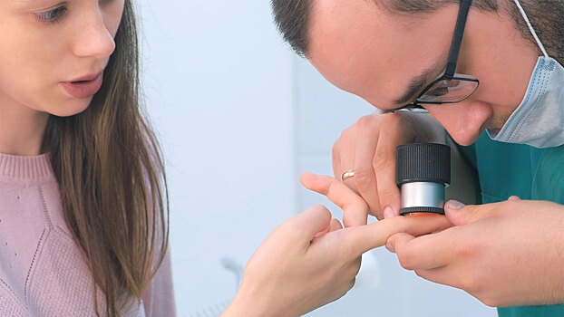 Врачи предупредили: эти привычные способы убрать бородавку опасны