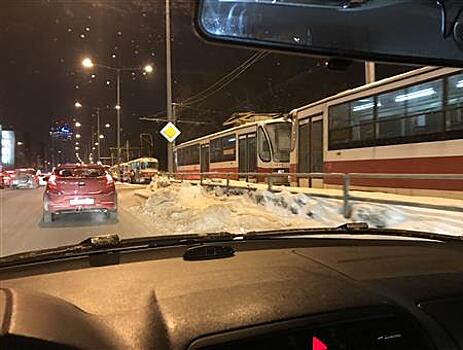 В пятницу вечером Самару сковали восьмибальные пробки