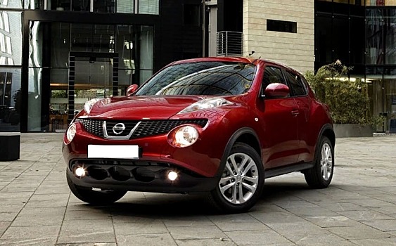 На лицо ужасный, добрый внутри: обзор Nissan Juke I поколения