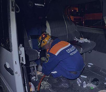 Число жертв ДТП с микроавтобусом в Ростовской области увеличилось до трех