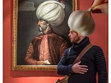 «Сфоткай типа Рембрандт»: группа во «ВКонтакте» собирает пародии на известные картины