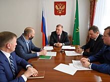 Глава Адыгеи провел прием граждан в приемной Президента РФ