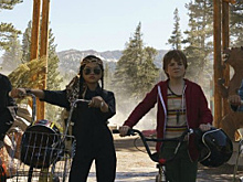 Netflix представил трейлер фильма «Рубеж мира»