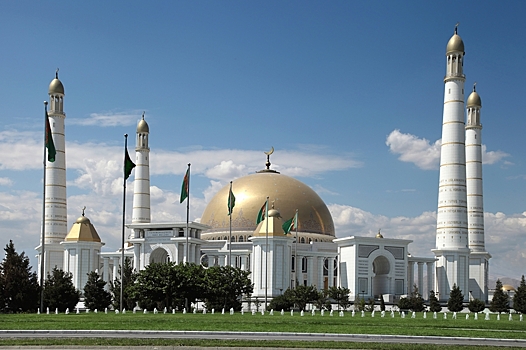 Туркменистан выдал иностранцам за год 913 виз
