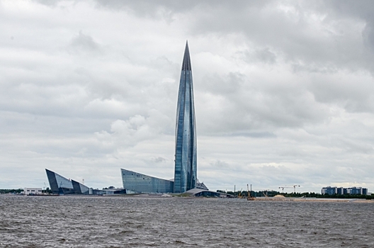 «Лахта Центр» в Петербурге открыли для экскурсий: сколько стоит билет и что покажут