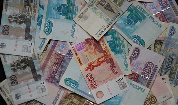 Стоматолог из Волжского перевела мошеннику более 2 млн рублей