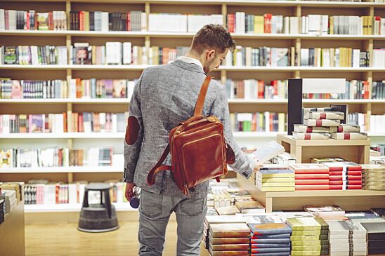 Что подарить мужчине и женщине – 10 книжных новинок для идеального подарка