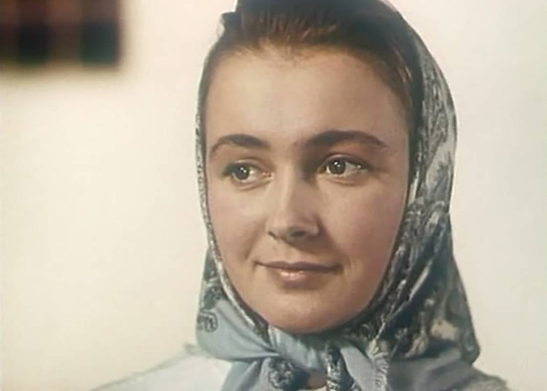 Народную артистку России похоронили в скиту монастыря