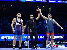 Заурбек Сидаков и Ахмед Османов принесли сборной России золотые медали чемпионата мира по борьбе — 2023