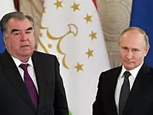 Путин провел двустороннюю встречу с Рахмоном