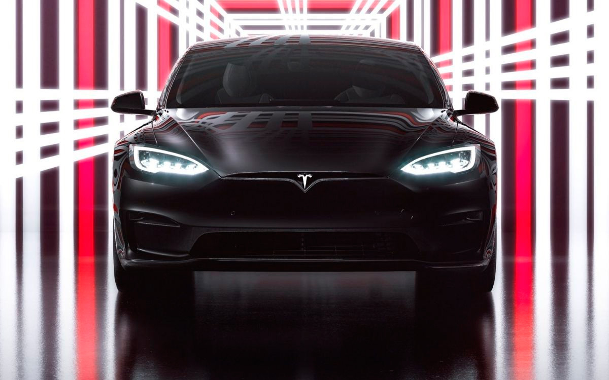 Tesla получила 30 000 заказов за три дня в Китае