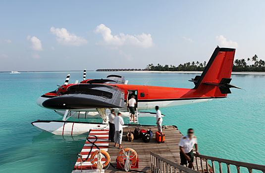 Россиянам предложили бюджетно слетать на Мальдивы