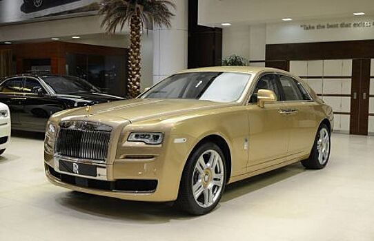 Rolls-Royce Ghost Oasis Edition: жёлтые пески