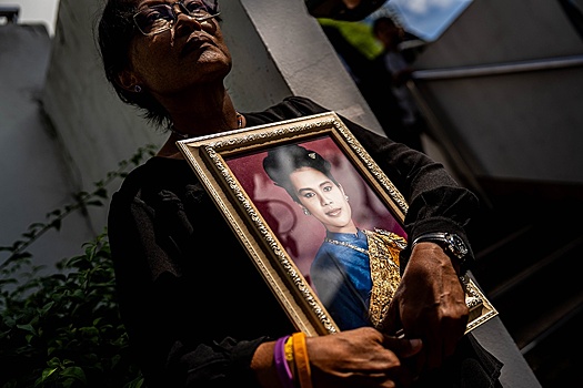 "РГ" вспомнила выдающихся личностей, ушедших из жизни в 2025 году