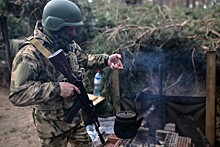 Бойцы спецназа "Ахмат" вытесняют ВСУ из Кременского леса