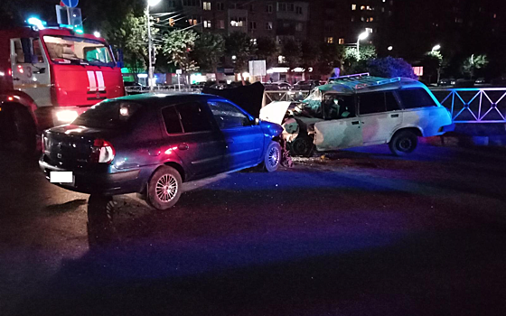 В ДТП в Рязани на улице Весенней пострадали два человека