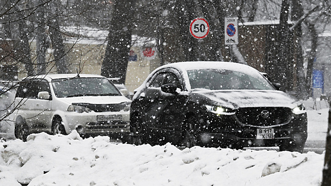 Эти навыки помогут выжить: важные советы для езды по гололёду