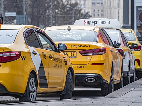 Шашечки и мат. Как забастовка водителей такси-сервисов ударит по клиентам