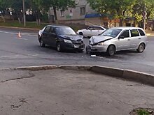 В Кирове "Гранта" и "Калина" не поделили перекрёсток