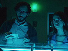 Сара Коннор встречает саму себя в Okko