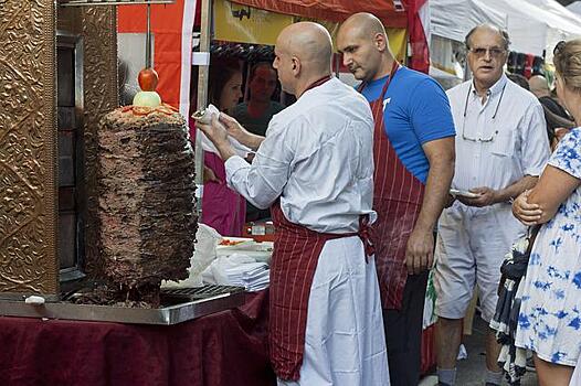 Московский шаурмист пожаловался на неблагодарных клиентов