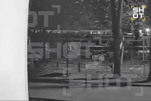Выстреливший в россиянку из-за шумной компании мужчина попал на видео
