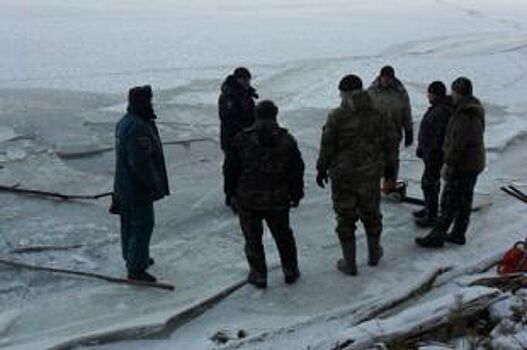 Мужчина погиб, провалившись в автомобиле под лед в Куйтунском районе