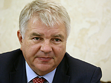 Посол во Франции сказал, что надо везти из России в качестве сувенира