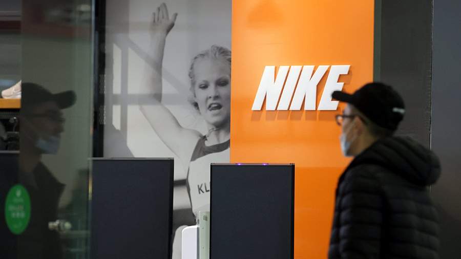 Reuters: западные бренды ушли из РФ, но россияне получают их товары