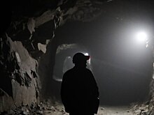 Три горняка пострадали при подземном толчке в угольной шахте в Польше