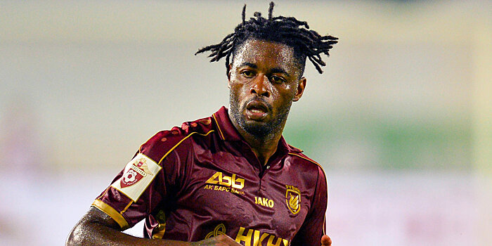 Экс-хавбек «Арсенала», «Барселоны» и «Рубина» Алекс Сонг завершил карьеру в 36 лет. Он играл в Джибути в последние годы