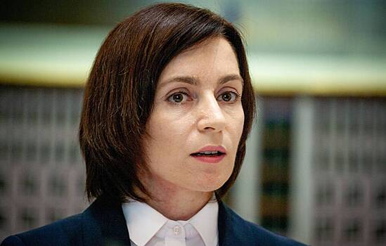 Исчезновение Майи Санду в День Победы объяснили