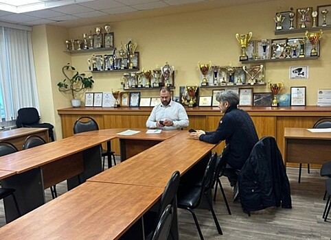 В управе Теплого Стана обсудили реконструкцию спортивной площадки на ул. Генерала Тюленева