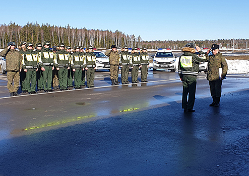 Военные автоинспекторы Северного флота борются за победу в конкурсе «Дорожный патруль»