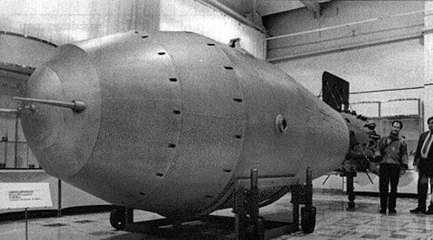 С какой целью СССР провёл испытания «Царь-бомбы»