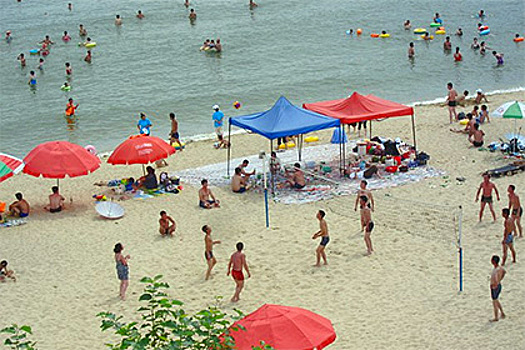 Британское агентство предложило туристам отдых на пляжах в КНДР