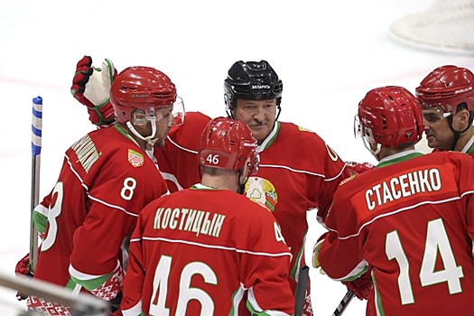 Хоккейная команда Лукашенко выиграла уже третий матч