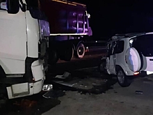 На Кубани в ДТП с грузовиком погиб водитель внедорожника