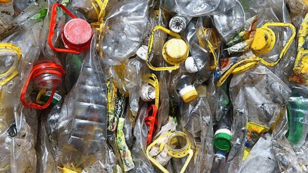 Британия вывезет из Малайзии 42 контейнера с пластиковыми отходами