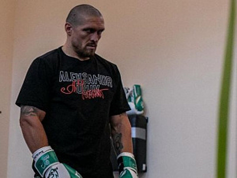 Сегодня вечером нам покажут лагерь Усика и его интервью – трансляция