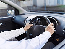 Эксперт оценил инициативу поэтапно заменить праворульные машины в РФ