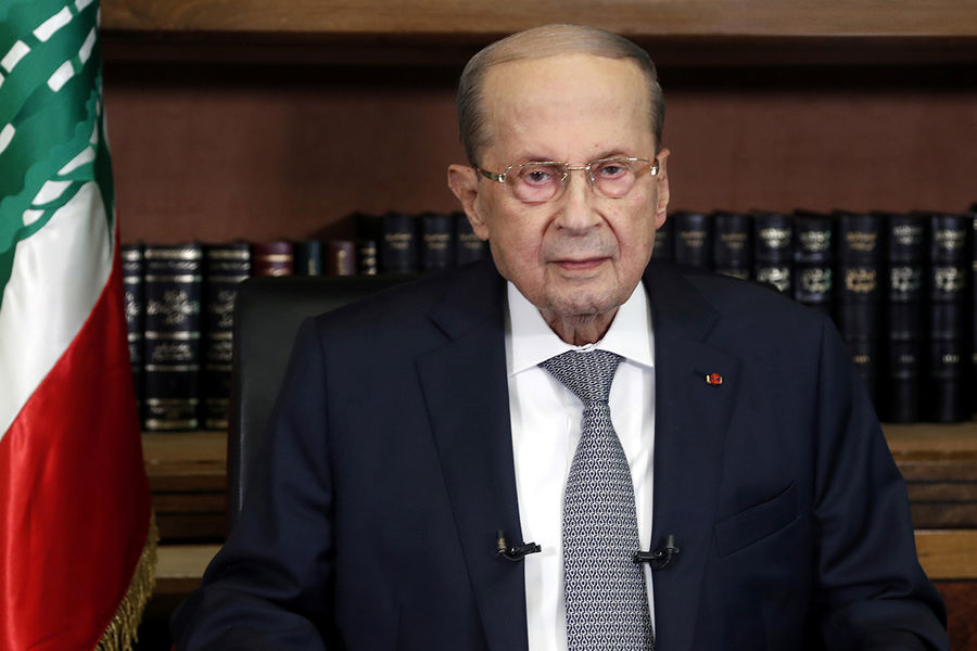 Президент Ливана отправил правительство в отставку