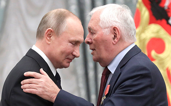 В Кремле рассказали об отношениях Путина с доктором Рошалем