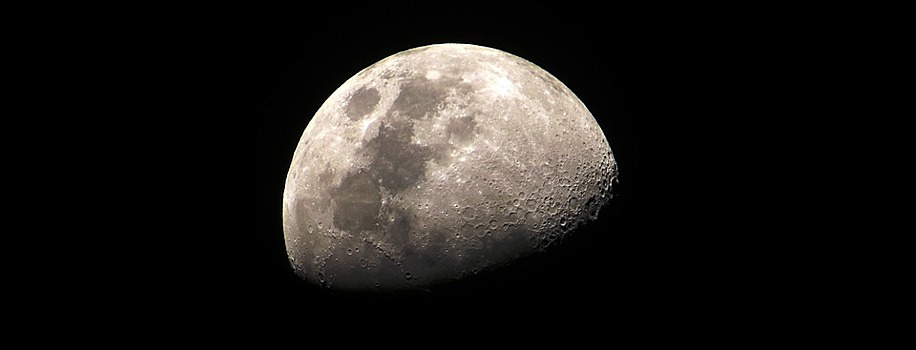 NASA планирует начать работу лунной миссии. Кто станет первым в освоении спутника Земли?
