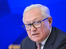 Рябков: Россия инициативно не ставит перед США вопрос отмены санкций